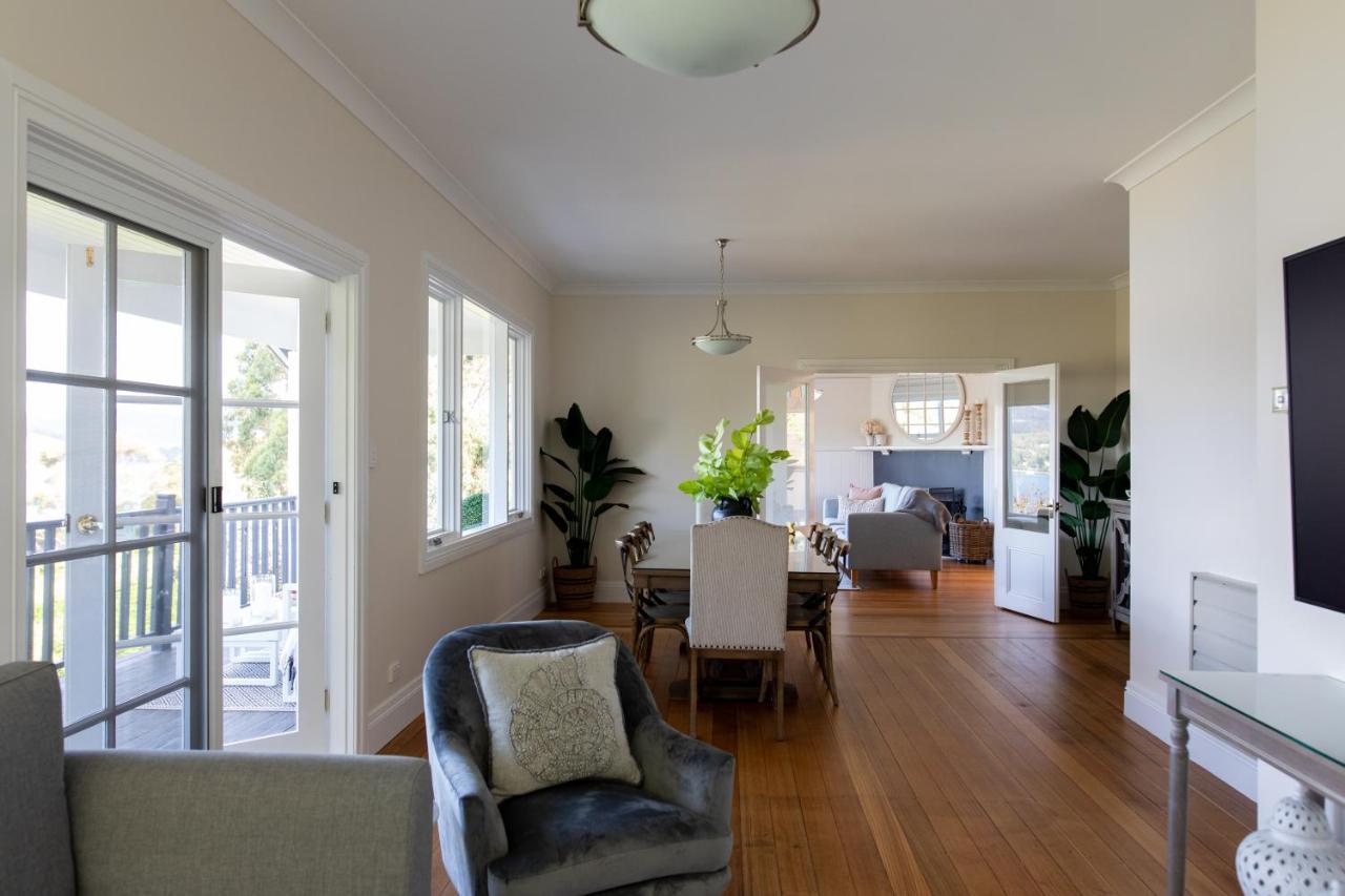 Lymington Woodland Bay Retreat-Hot Tub,Sauna And Bayview Hamptons Retreat מראה חיצוני תמונה