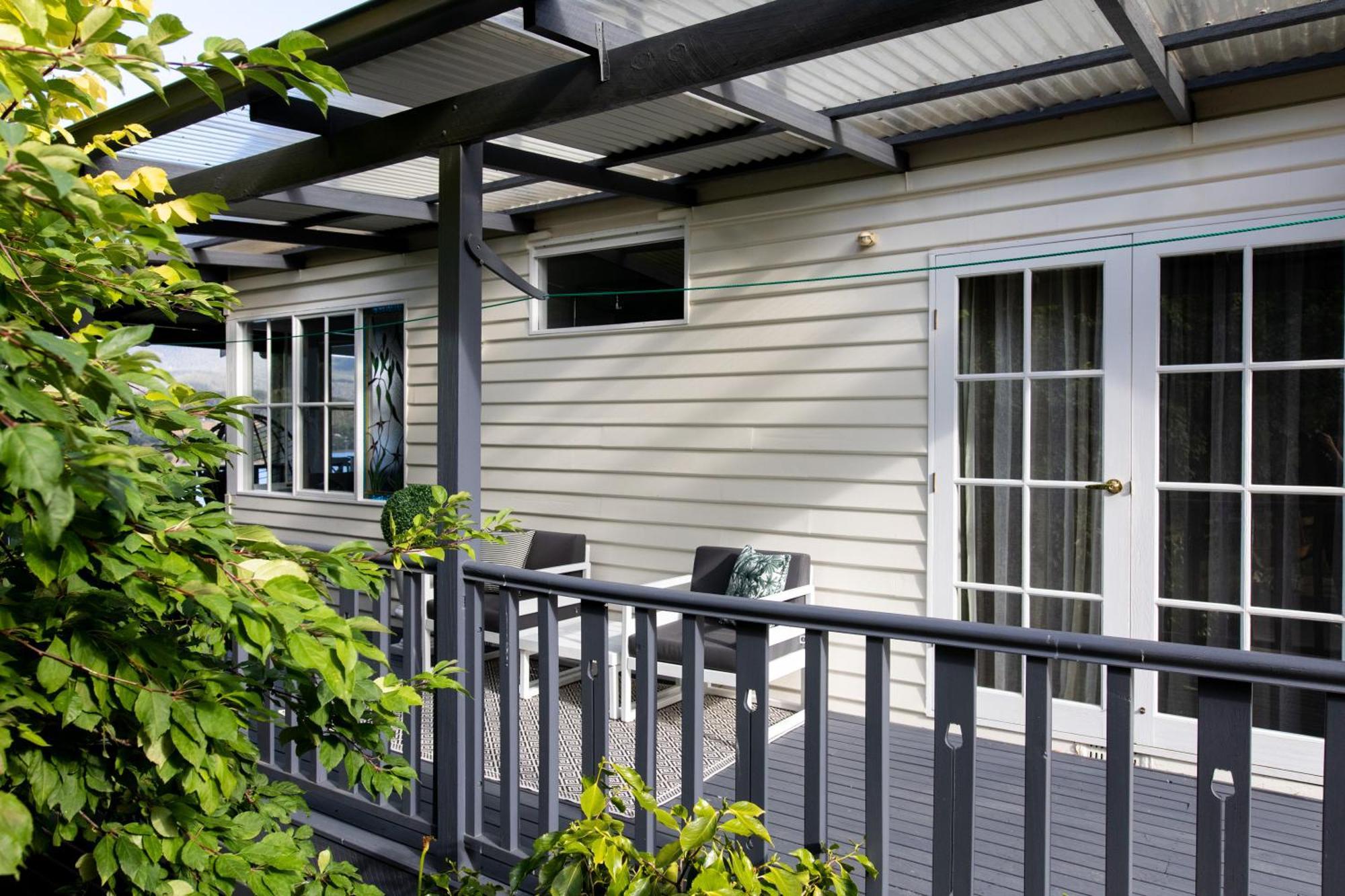 Lymington Woodland Bay Retreat-Hot Tub,Sauna And Bayview Hamptons Retreat מראה חיצוני תמונה