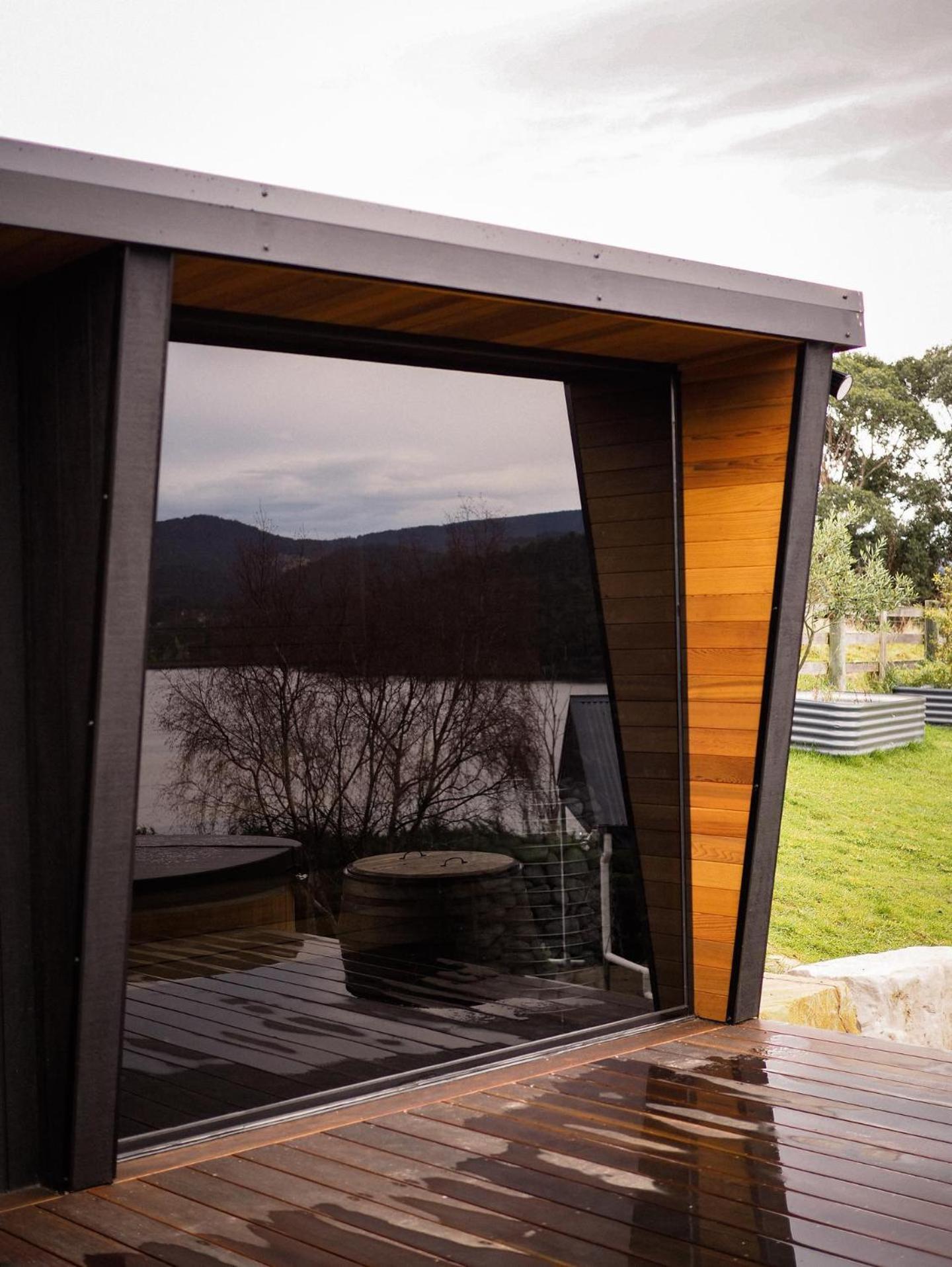 Lymington Woodland Bay Retreat-Hot Tub,Sauna And Bayview Hamptons Retreat מראה חיצוני תמונה